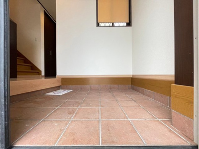 【玄関】 | 吹田市津雲台5丁目貸家