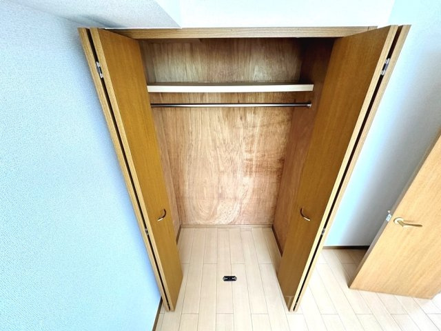 グラディオ 牛川の収納