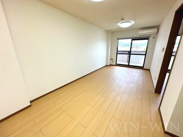 グラディオ 牛川の居間・リビング