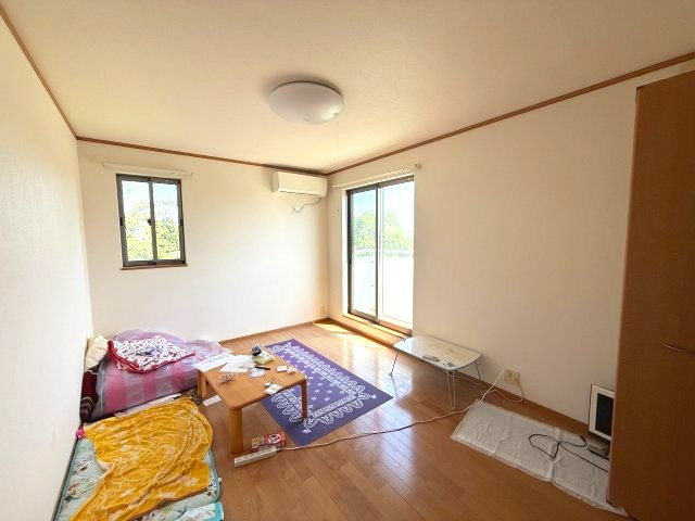 【洋室】 | 前橋市五代町　広々庭付き中古戸建