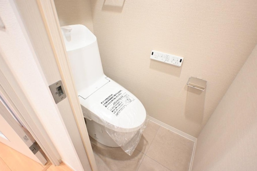 北赤羽パーク・ホームズのトイレ|北赤羽パーク・ホームズ：ウォシュレット機能付きトイレです！