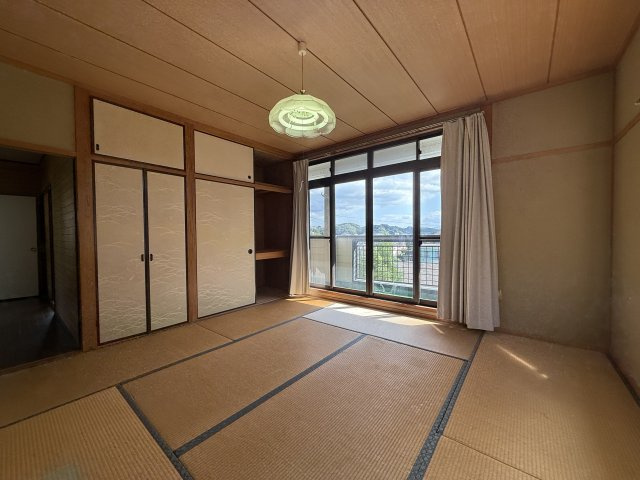 横尾町庭付き一戸建の和室