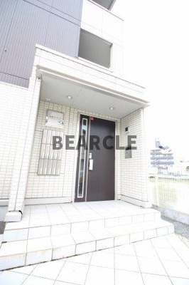 【エントランス】 | 鳥羽リョウコウ | 建物の内部です