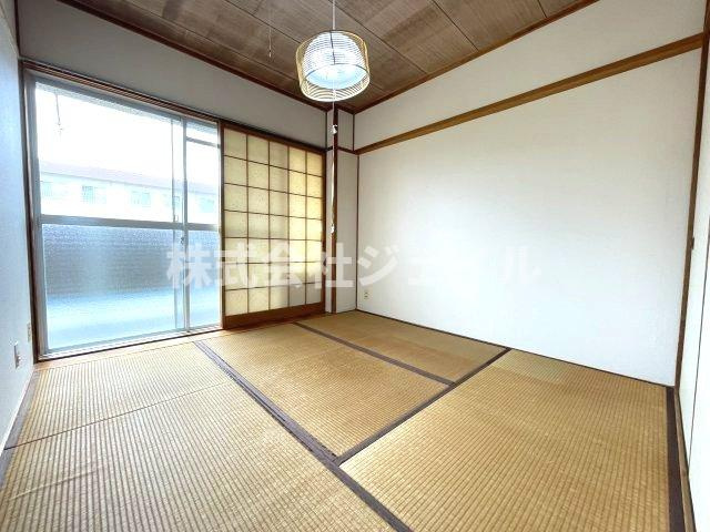 有野16団地　西ビルの和室