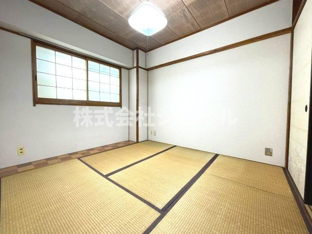 有野16団地　西ビルの和室