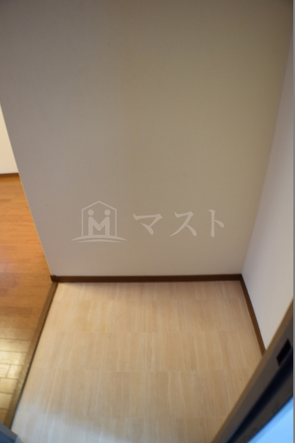 グランドキャナル新町の玄関