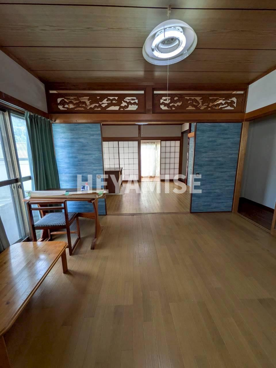 赤迫3丁目戸建の居間・リビング