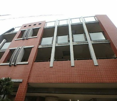 【外観】 | レ・ベント高円寺 | 鉄筋コンクリート造のがっちりとした建物。