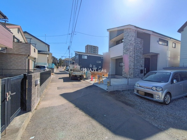 千葉市中央区登戸３丁目３期の前面道路含む現地写真