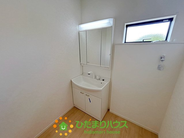 杉戸町杉戸第27　新築一戸建て　クレイドルガーデンの独立洗面台