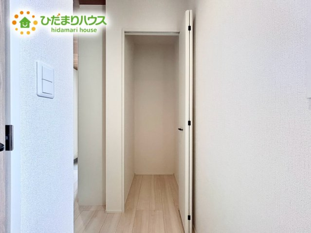 上尾市平方3期　新築戸建　グラファーレ03の収納|1階玄関収納