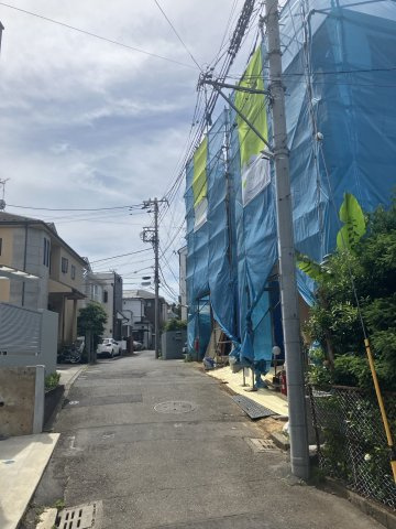 戸建 横浜市港北区富士塚２丁目の前面道路含む現地写真