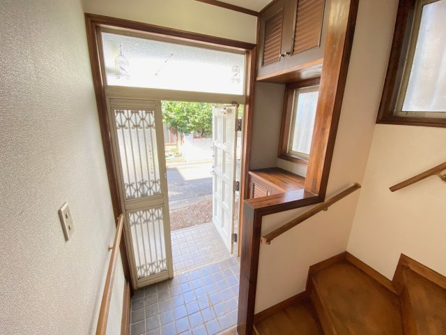 中古戸建 ふじみ野市西鶴ケ岡２丁目の玄関