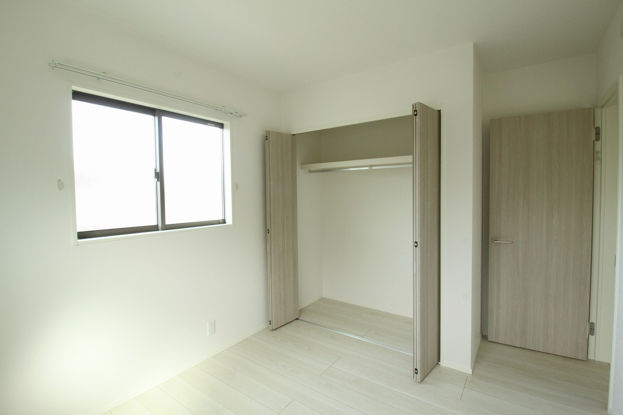 高知市瀬戸東町3丁目　新築戸建　②　【全2区画】の洋室|2Ｆ　北西の部屋　5.1帖+CL