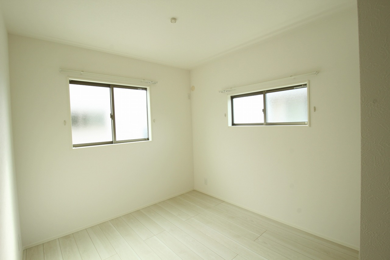高知市瀬戸東町3丁目　新築戸建　②　【全2区画】の洋室|2Ｆ　南西の部屋　5.1帖+CL