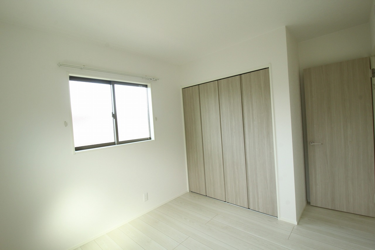 高知市瀬戸東町3丁目　新築戸建　②　【全2区画】の洋室|2Ｆ　北西の部屋　5.1帖+CL