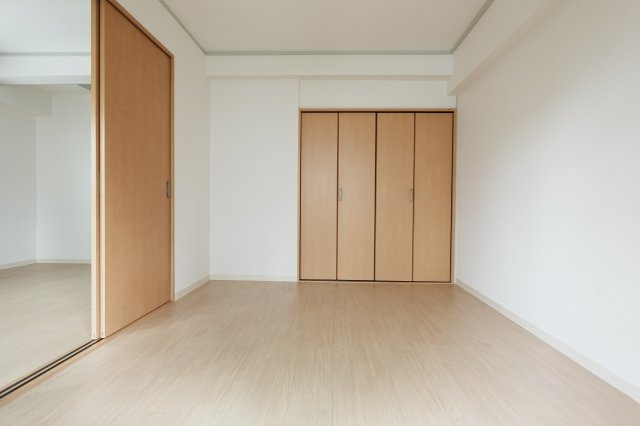 【寝室】 | フルール大道