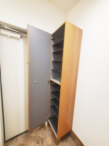 ボワヴェール八木の収納|※写真は別部屋です。