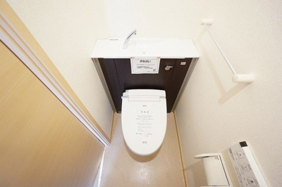 【トイレ】 | フレンテ二島Ⅱ | 落ち着いた色調のトイレです
