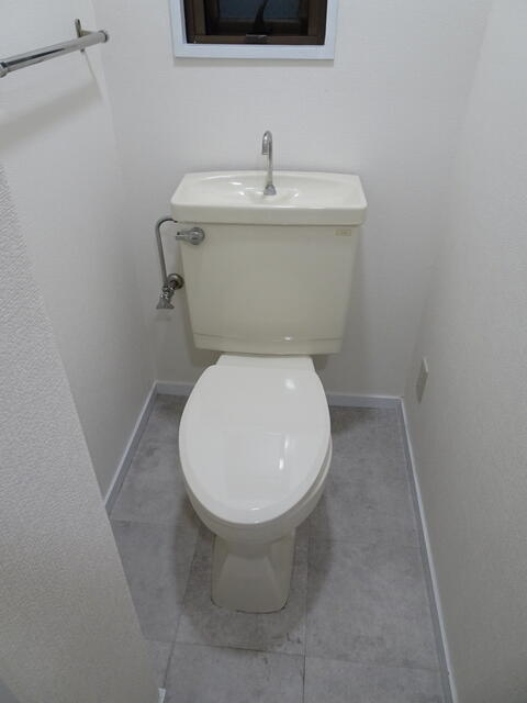 滝口マンションのトイレ
