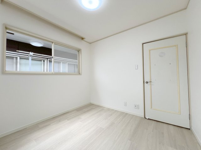 昭島市緑町３丁目　中古戸建の洋室|洋室(1)4.5帖　
