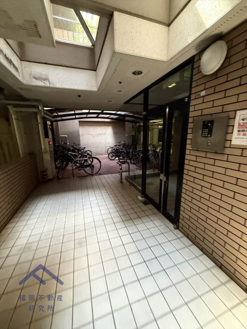 ソレイユ赤坂南のエントランス