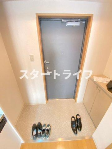 大阪市東淀川区柴島２丁目の賃貸マンションの玄関
