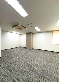 東本町センタービルの内装