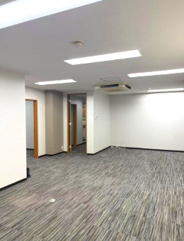 東本町センタービルの内装