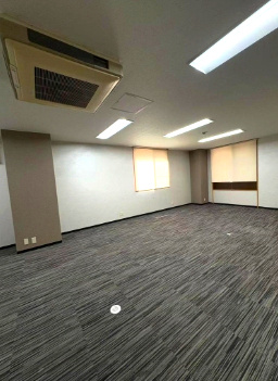 東本町センタービルの内装