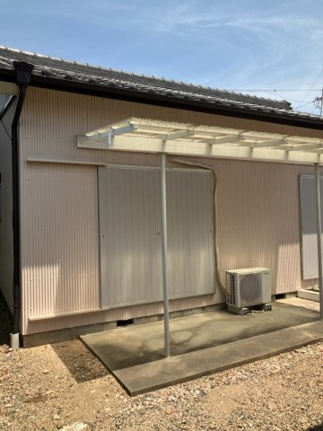 吉川町102番1貸家群のその他