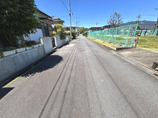 【前面道路含む現地写真】の画像