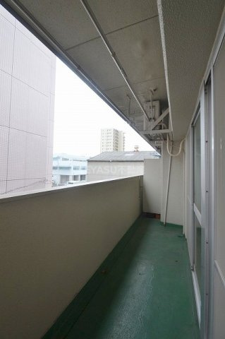 田清ビルのバルコニー|参考写真