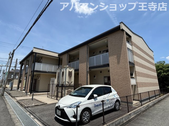レオパレスカーサ