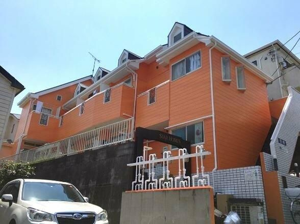 横浜市旭区笹野台２丁目のアパートの外観