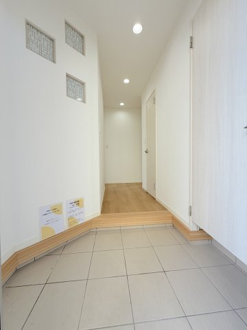 三苫2丁目戸建ての玄関