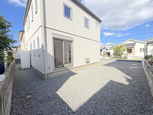 三苫2丁目戸建ての庭