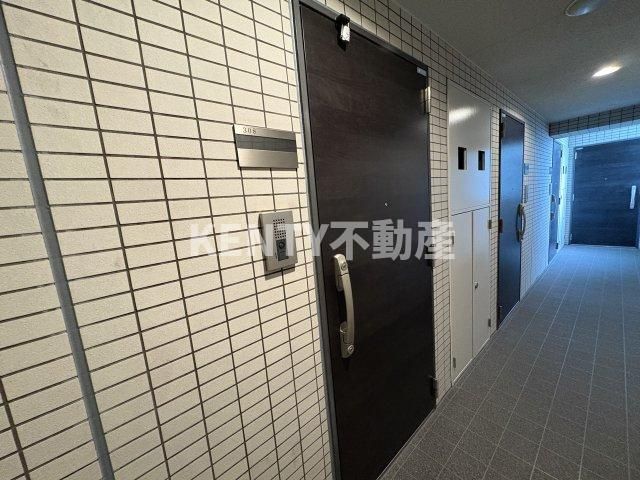 【玄関】 | ドゥーエ蒲田 | 落ち着いた玄関です