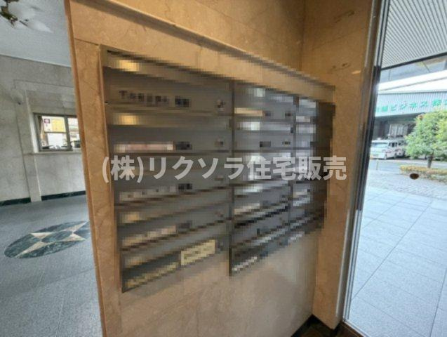 ランフォルセ香里園の設備|集合ポスト
■物件内覧・資金計画相談・住宅ローン相談、リフォーム相談、お問合せ受付中■
※当日・翌日のご内覧、ご相談はお電話でのお問合せがスムーズです！