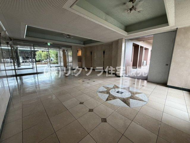 ランフォルセ香里園のエントランス|内部
■物件内覧・資金計画相談・住宅ローン相談、リフォーム相談、お問合せ受付中■
※当日・翌日のご内覧、ご相談はお電話でのお問合せがスムーズです！