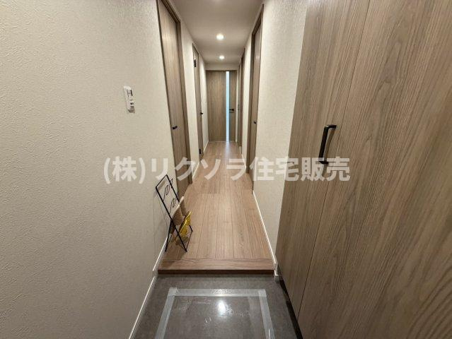 ランフォルセ香里園の内装|玄関内部
■物件内覧・資金計画相談・住宅ローン相談、リフォーム相談、お問合せ受付中■
※当日・翌日のご内覧、ご相談はお電話でのお問合せがスムーズです！