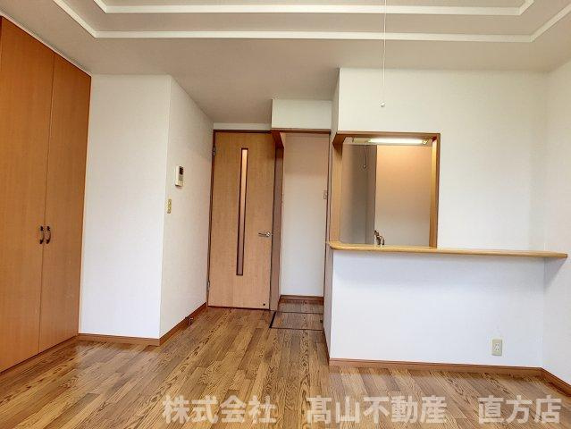 直方市大字感田のアパートの内装