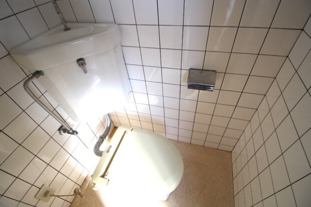 尼崎市！土地165㎡ 鉄骨造1棟アパート 新耐震のトイレ