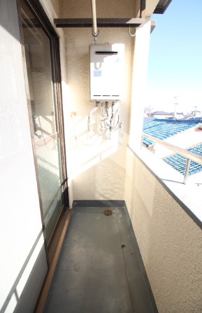 尼崎市！土地165㎡ 鉄骨造1棟アパート 新耐震のバルコニー