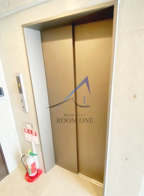 プラティーク門前仲町のその他共用部分|エレベーターです。