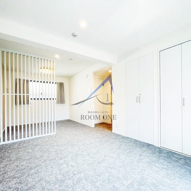 プラティーク門前仲町の居間・リビング|洋室のお部屋です。