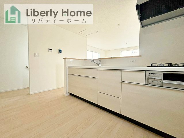 守谷市本町第12　新築戸建　2号棟のキッチン