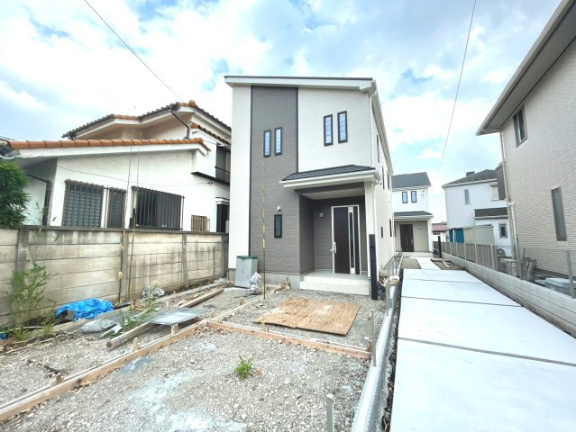 昭島市昭和町４丁目　全２棟　A号棟の駐車場