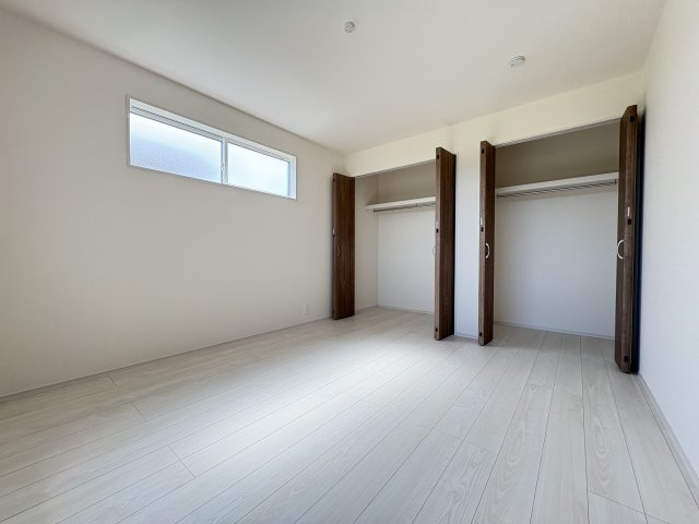 ブルーミングガーデン小倉南区沼南町1丁目　の洋室|家具の配置がしやすい使い勝手の良い洋室です。
