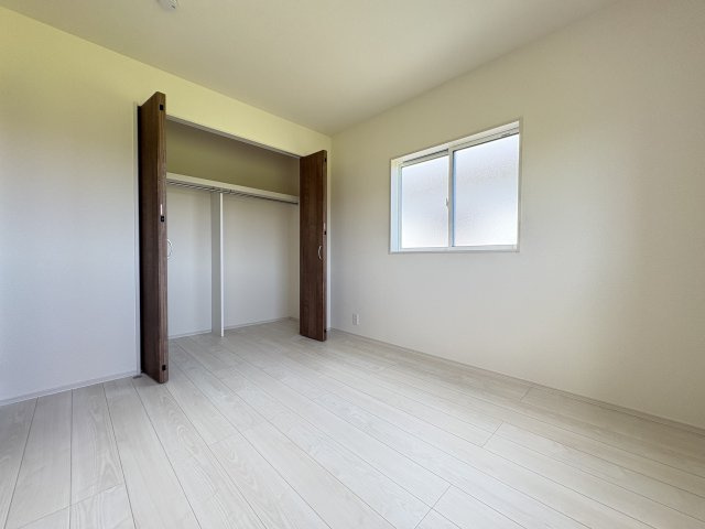 ブルーミングガーデン小倉南区沼南町1丁目　の収納|収納力のあるクローゼットで、お部屋をすっきり保てます。